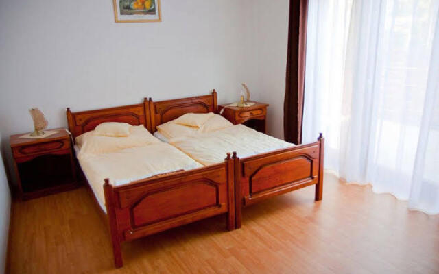Kentaur Apartmanház