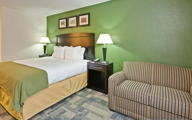 Holiday Inn Express & Suites Pekin (Peoria Area) by IHG