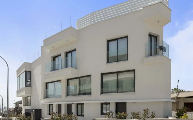 Phaedrus Living Alkminis Seaside Praia
