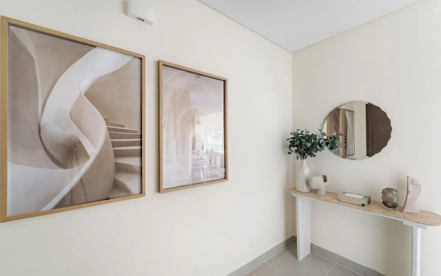 1BR 3802 Forte Tower 2