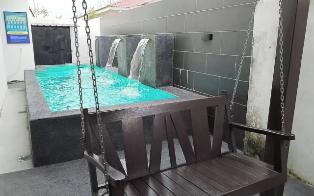 Nur Hartamas Homestayportdickson