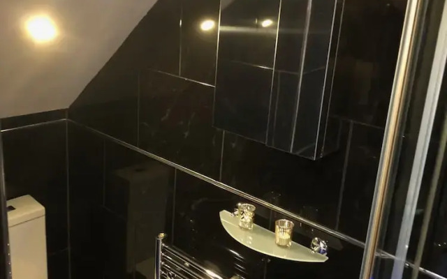 Bournemouth Holiday Let With Hot Tub & Sauna