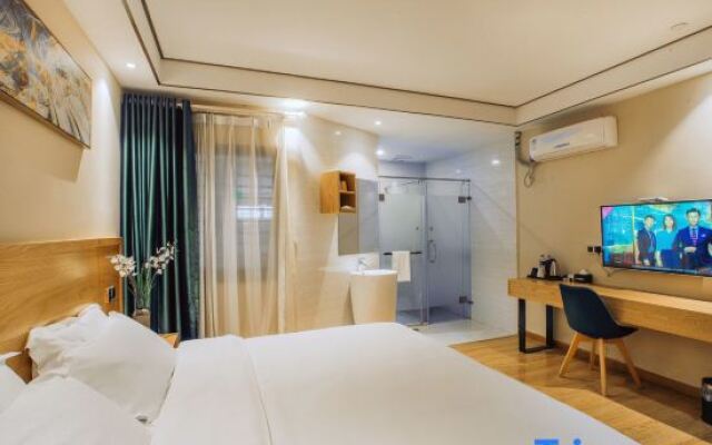 Yunchengxiyue Hotel (Yuyao North High-speed Railway Station)