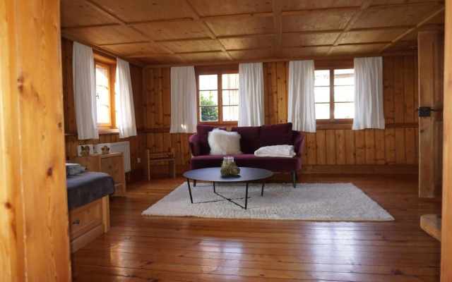 Bauernhaus am Pfänderhang mit Seeblick