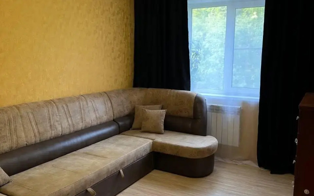 Zenhome on 72 Kovalikhinskaya Street