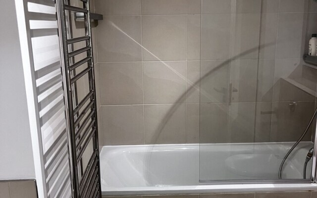 Hyde Park London,family Home 2-bed 2 Bath Apartment