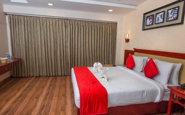 OYO 14759 Hotel President