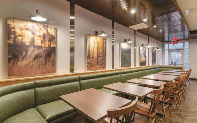 Fairfield Inn & Suites by Marriott Kansas City Shawnee
