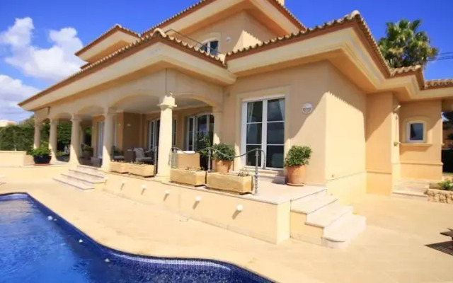 Villa Hiedra