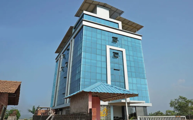 OYO 24792 Hotel Heramb