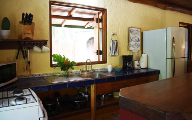 Pachamama Tropical Garden Lodge