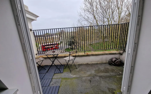 Impeccable 1-bed Apartment in London