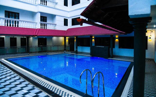 Sajjoys Hotel