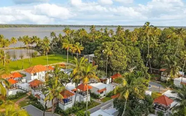 Club Mahindra Arookutty