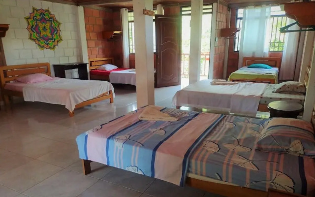 Ariantiy Hostal