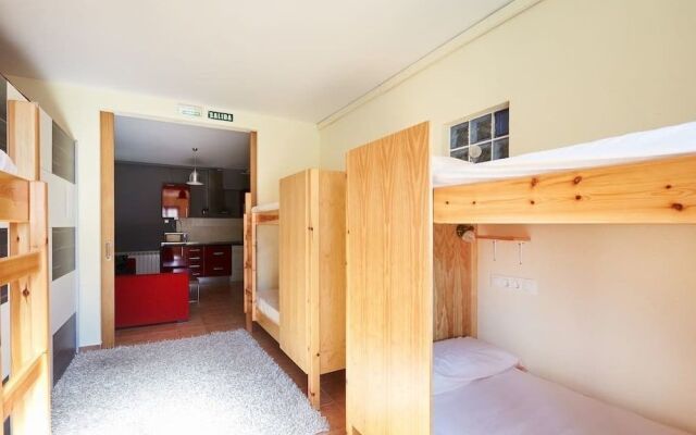 Alojamientos Acá y Allá - Hostel