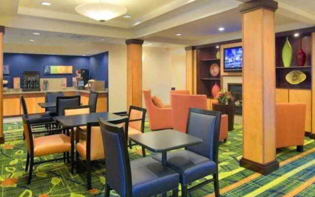 Fairfield Inn & Suites by Marriott - Emporia