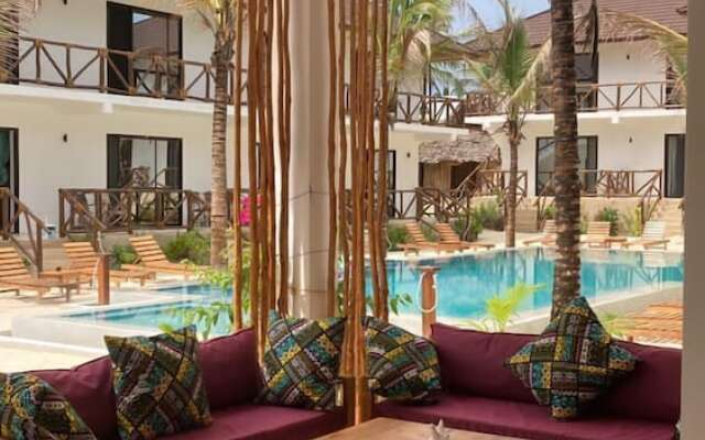 Sand Beach Palm Residence