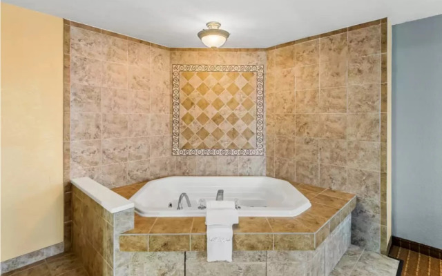 Suburban Studios Fort Dodge