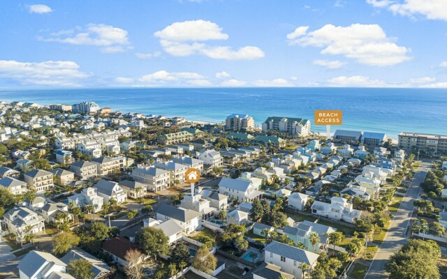 Destin Beach House - Gulf Moon by PHG