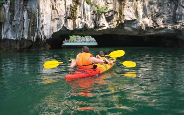 Halong Bay Aloha Cruises
