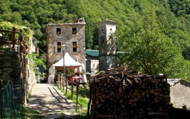 Antico Borgo Isola Santa