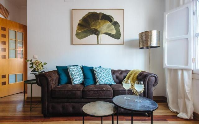 Hostly Orfila 3A-3B exclusive Penthouse-Center-Fibre-Parking Optional