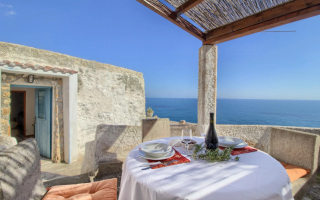 Santorini pool residence