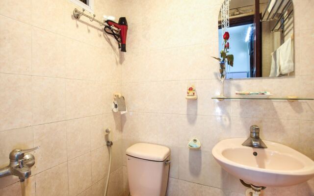 Phuong Trang Hotel Hanoi