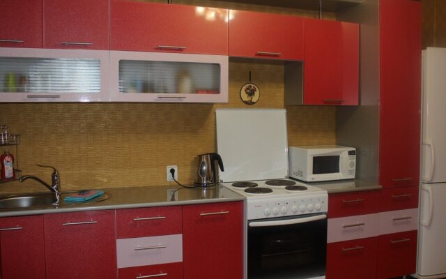 Na Klaryi Luchko 12 Apartments