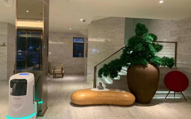 JI Hotel Shanghai World Expo Shangnan Road