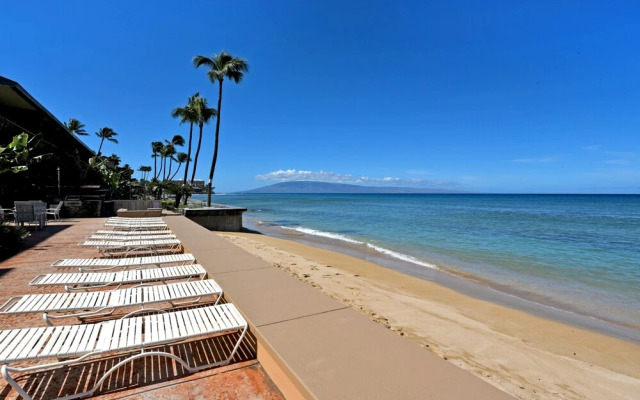 Makani Sands