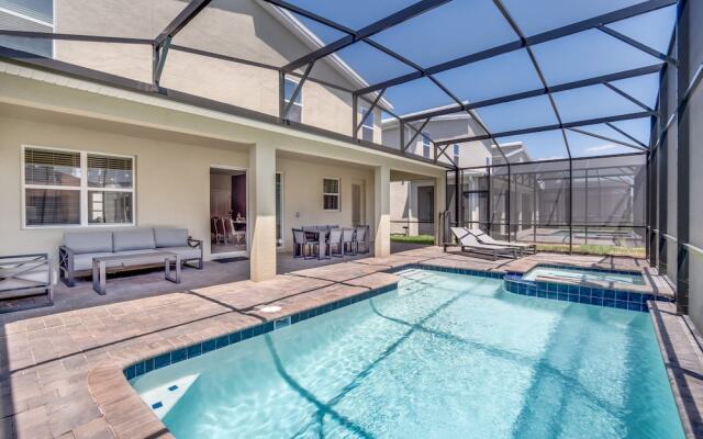 Storey Lake 9 BR Villa with Game Room