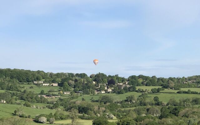 Cotswold Lodge