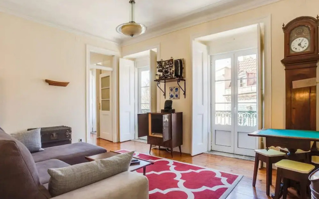 JOIVY Lovely 3BR Apt w/ workspace, nearby Botanical Garden of Lisbon