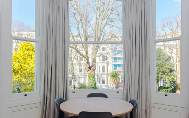 Modern & Spacious 1 Bedroom Apartment in London