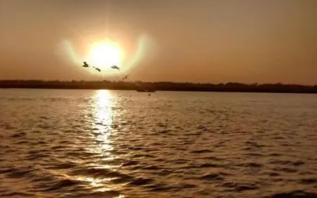 HosteLaVie Varanasi