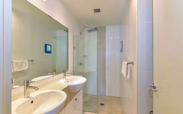 Coast Luxury Apartment 32