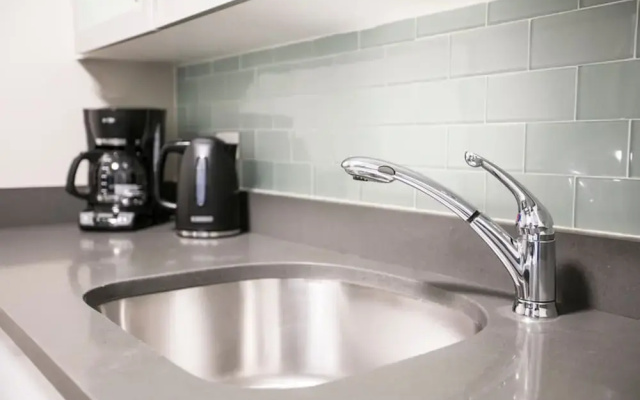 Fully Furnished Studio Apartment