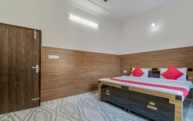 OYO 24893 Palak Lodge