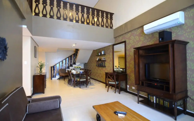 Crosswinds Resort Suites