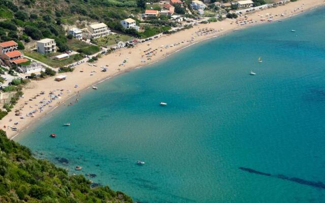 Caramela Beach House