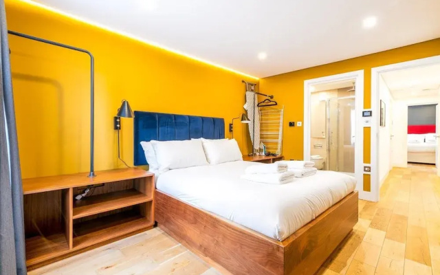 Trendy Kings Cross Flat