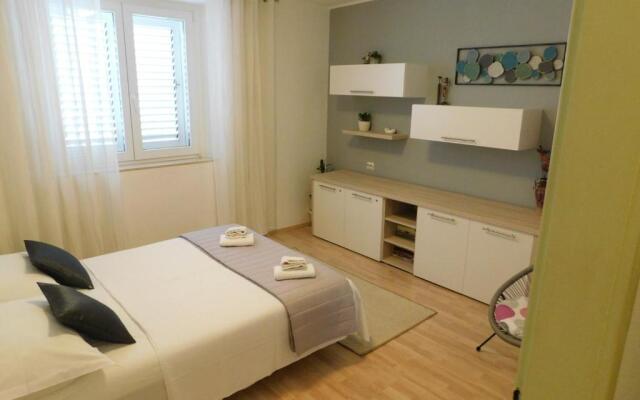 Apartment Doni