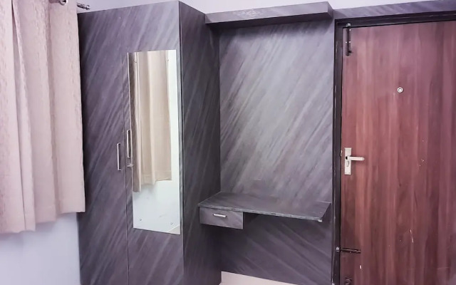 Roomshala 135 Paradise Villa Banglore