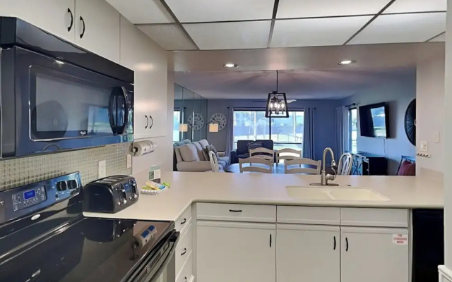 Edgewater Villa #901