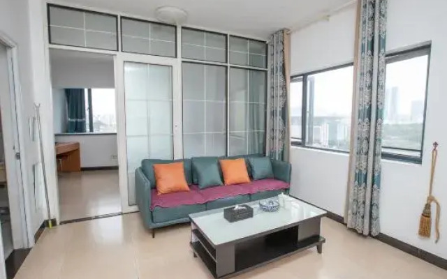 Xiangbo Yipin Apartment