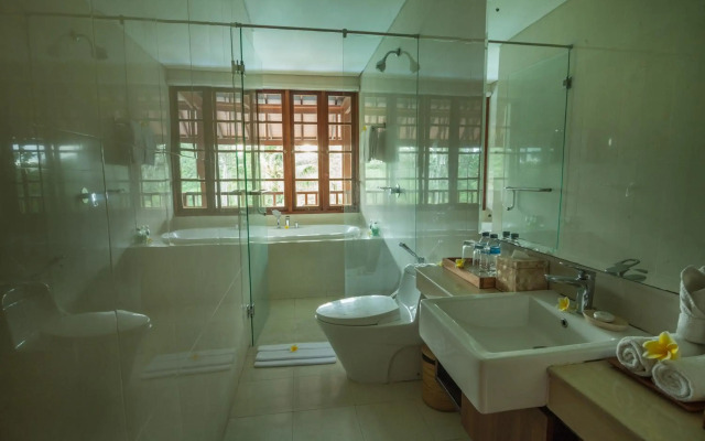 River Sakti Resort
