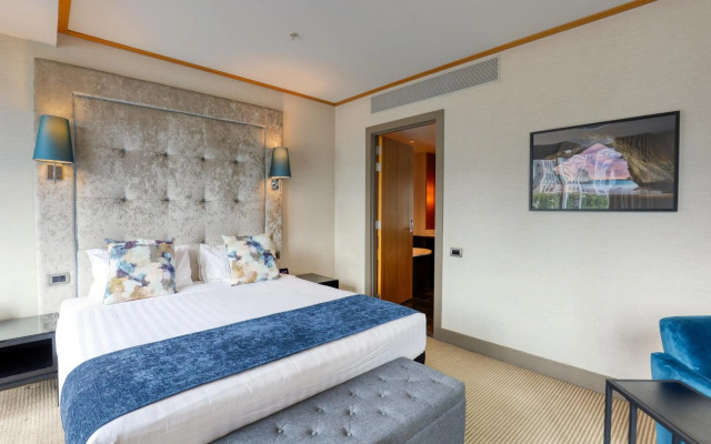Marsden Viaduct Hotel