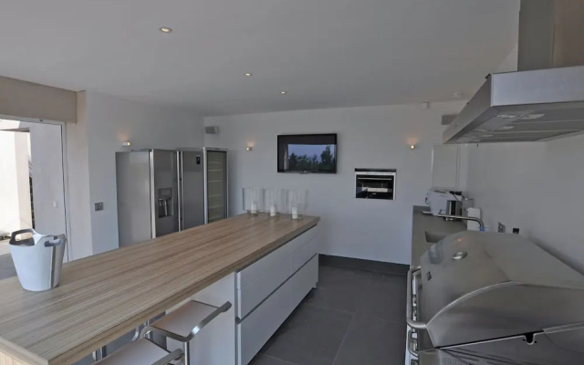 Luxurious Villa in Les Issambres with Pool